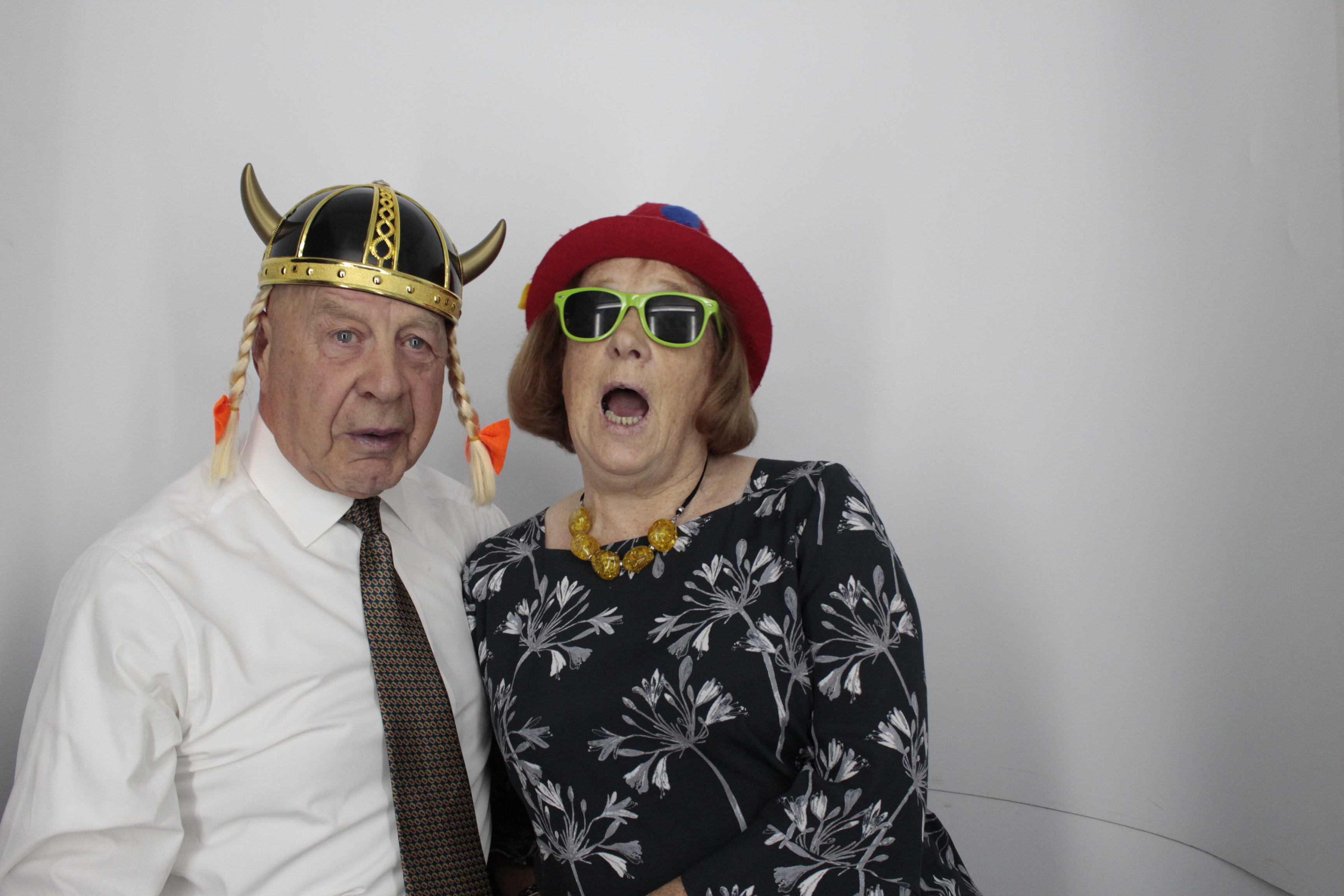 Andrew and Lynsey's Wedding | View more photos from the event at gallery.myphotoboothexperience.co.uk/u/MyPhotoBoothExperienceLtd/Andrew-and-Lynseys-Wedding